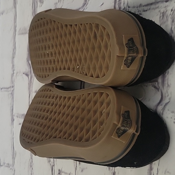 Gum bottom Vans - Picture 7 of 8